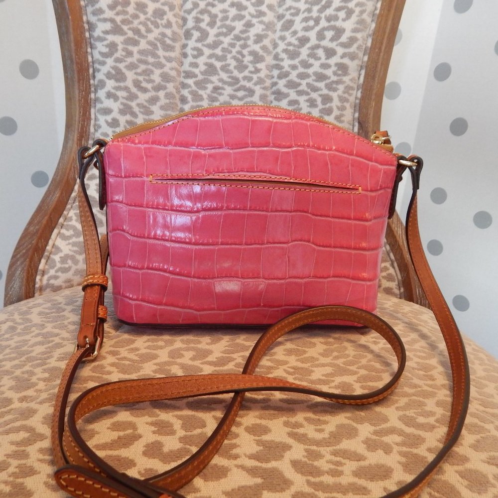 Dooney & Bourke Suki Crossbody Pink Croc NWT - Picture 3 of 16